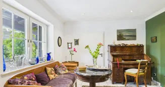 von_poll_real_estate_property_25161066_image_15