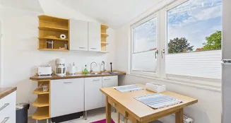 von_poll_real_estate_property_25161066_image_9