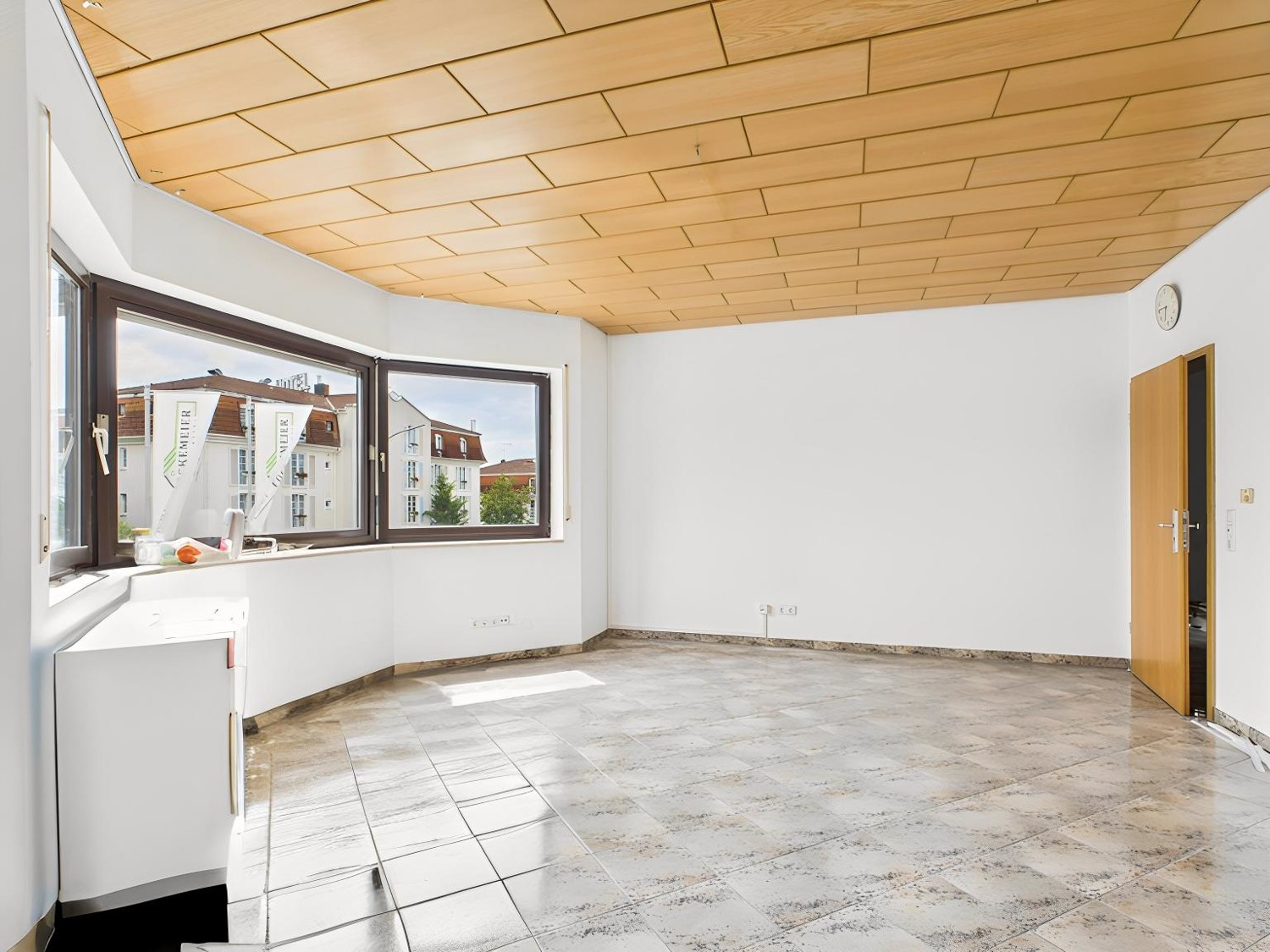 Büro 1