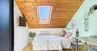 von_poll_real_estate_property_25161058_image_16