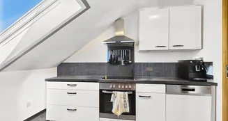 von_poll_real_estate_property_25161058_image_17