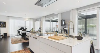 von_poll_real_estate_property_25161070_image_6