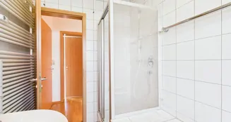 von_poll_real_estate_property_25161084_image_8