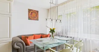 von_poll_real_estate_property_25161086_image_1