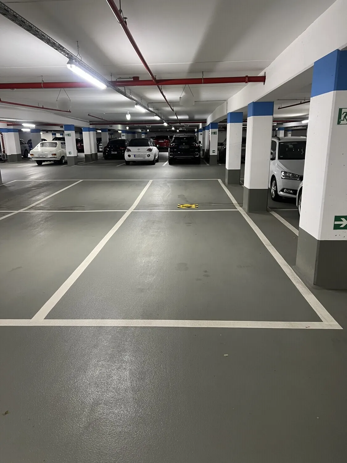 Tiefgaragenstellplatz