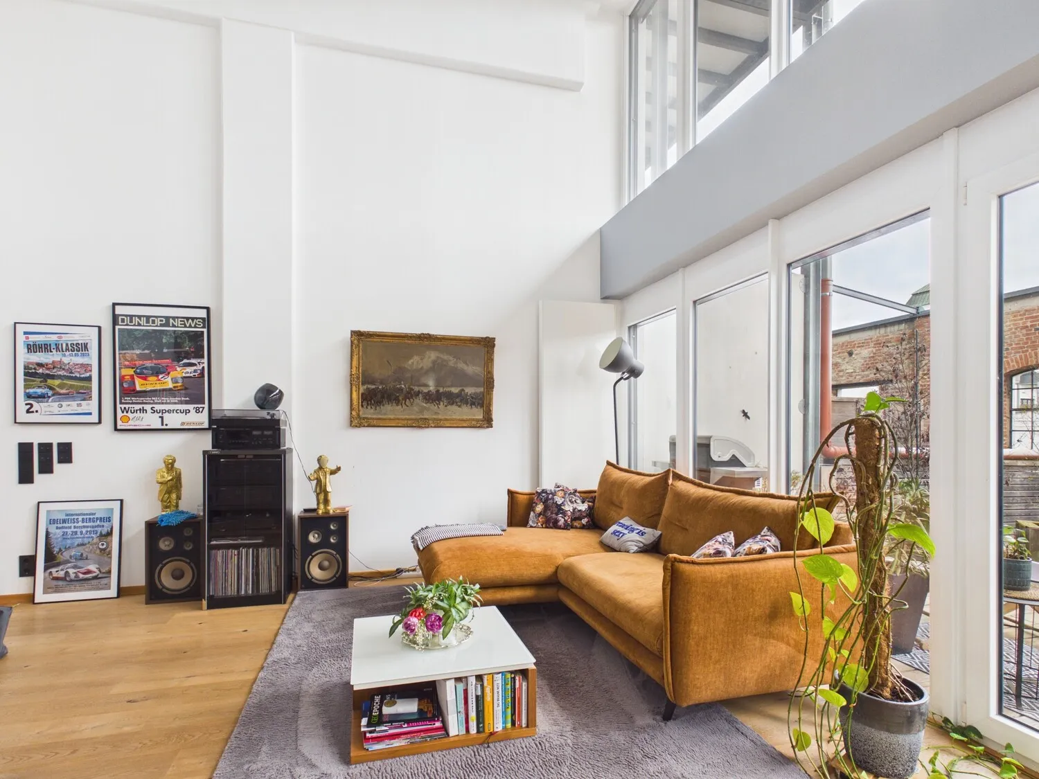 Lichtdurchflutete 3-Zimmer-Maisonette-Wohnung mit Terrasse