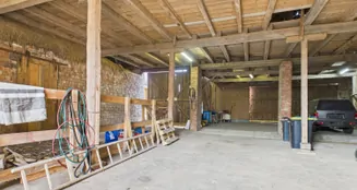 von_poll_real_estate_property_26161002_image_19