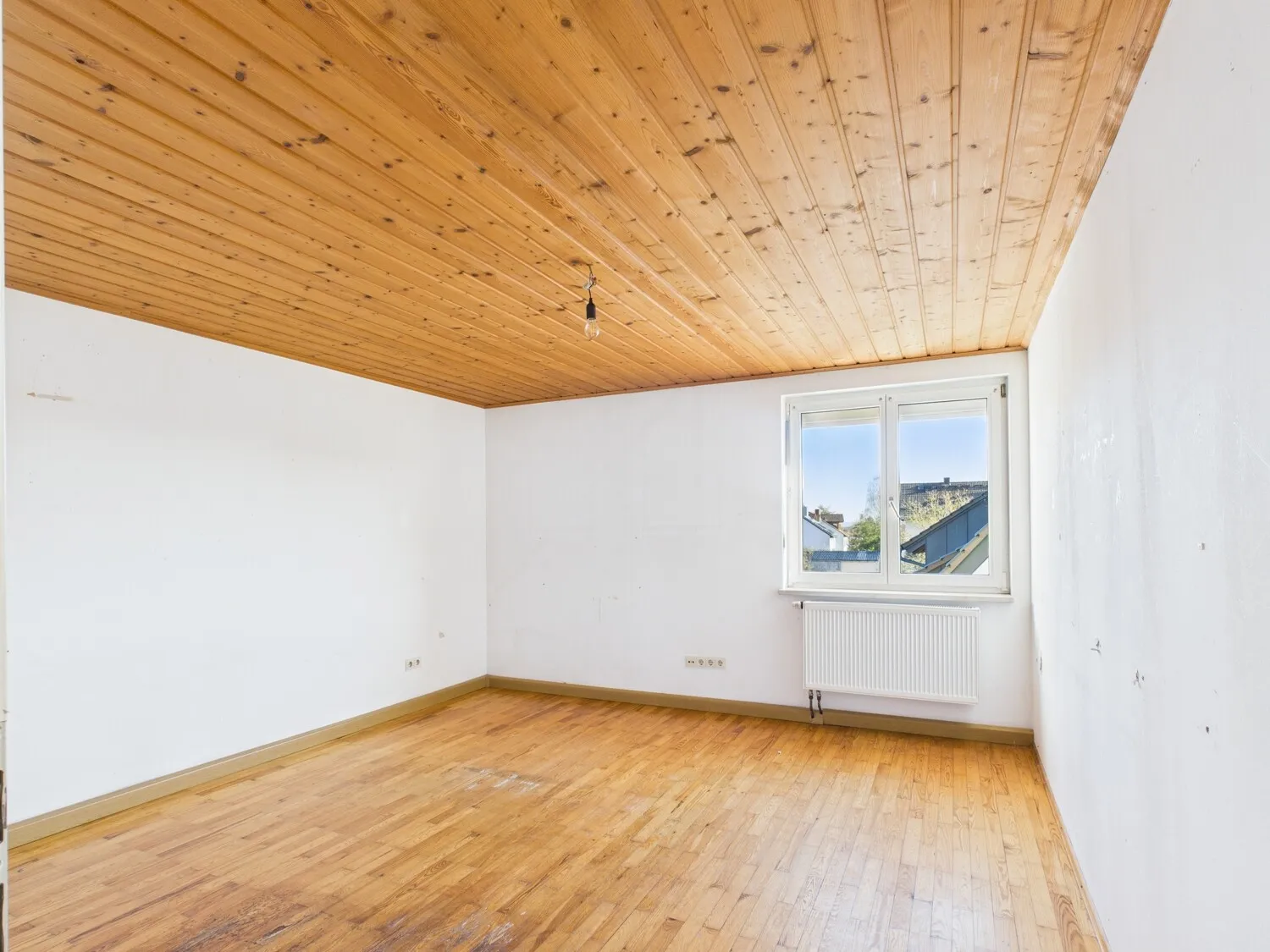 Schlafzimmer (MFH, WHG 3)