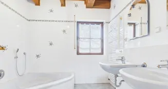 von_poll_real_estate_property_26161010_image_9