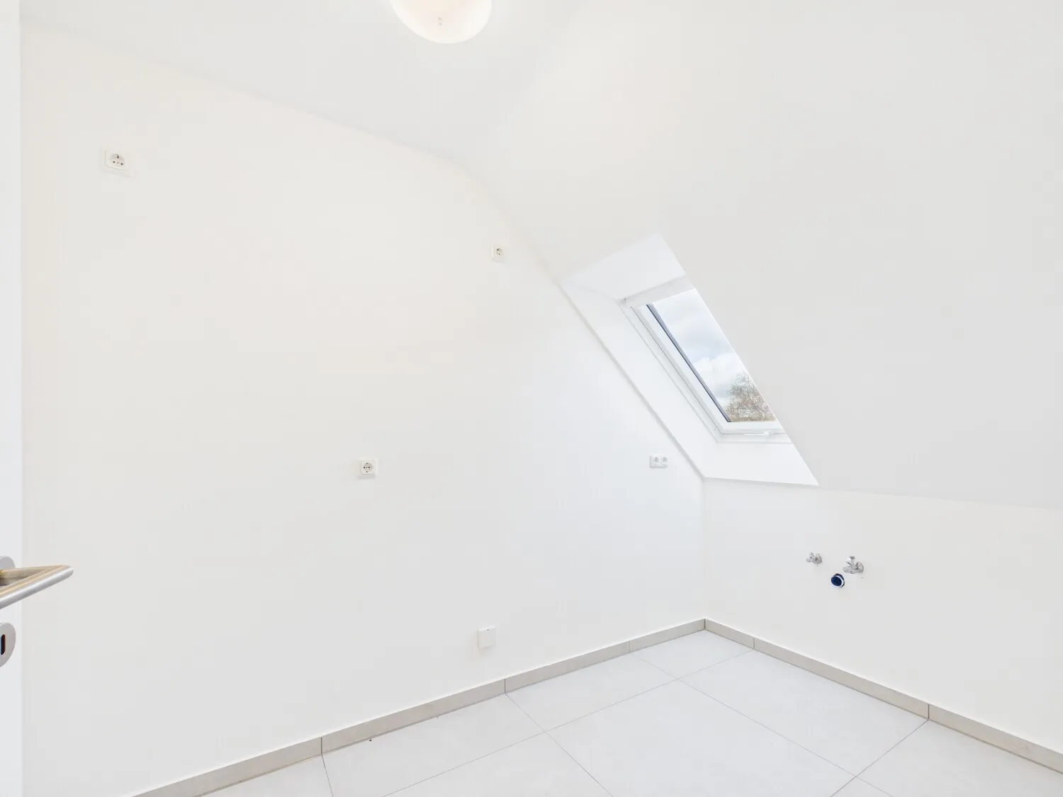 Küche 4 Zimmer Whg.