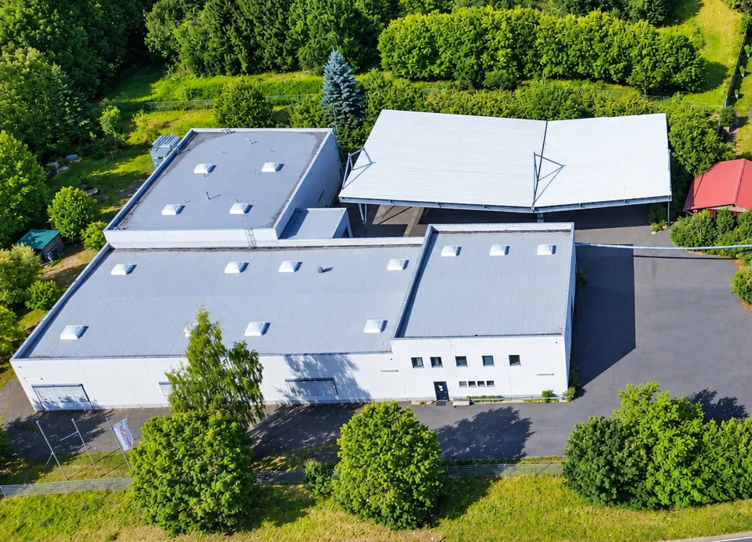 Flexibel nutzbare Gewerbeimmobilie mit Produktions- und Lagerflächen und Erweiterungsoption