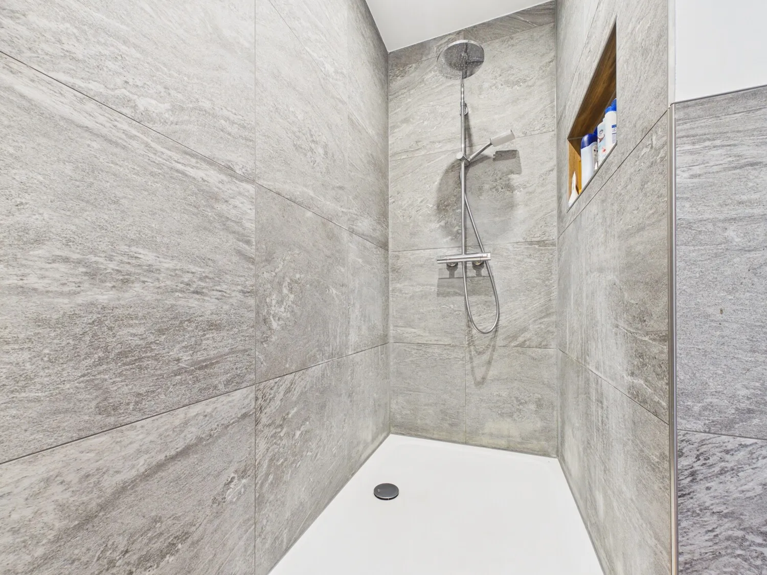 Badezimmer 1