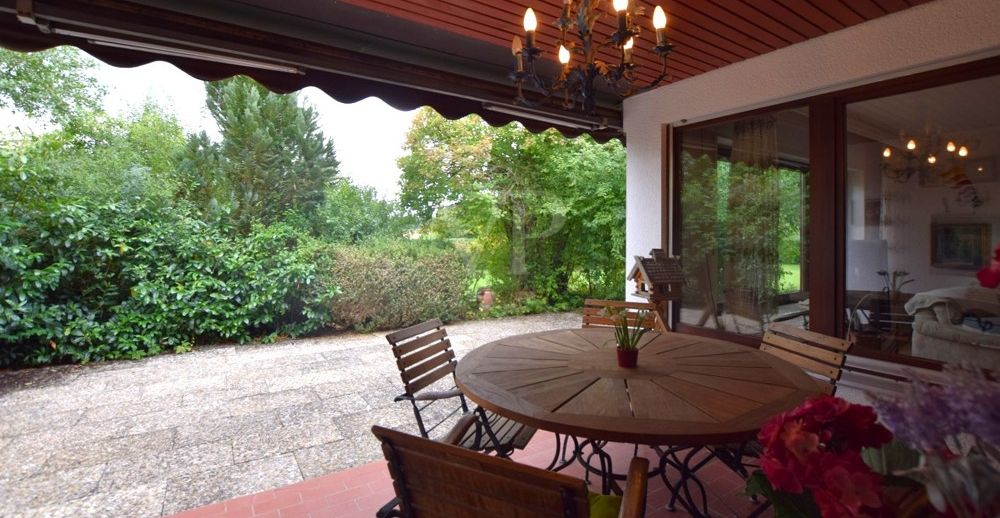 Terrasse überdacht