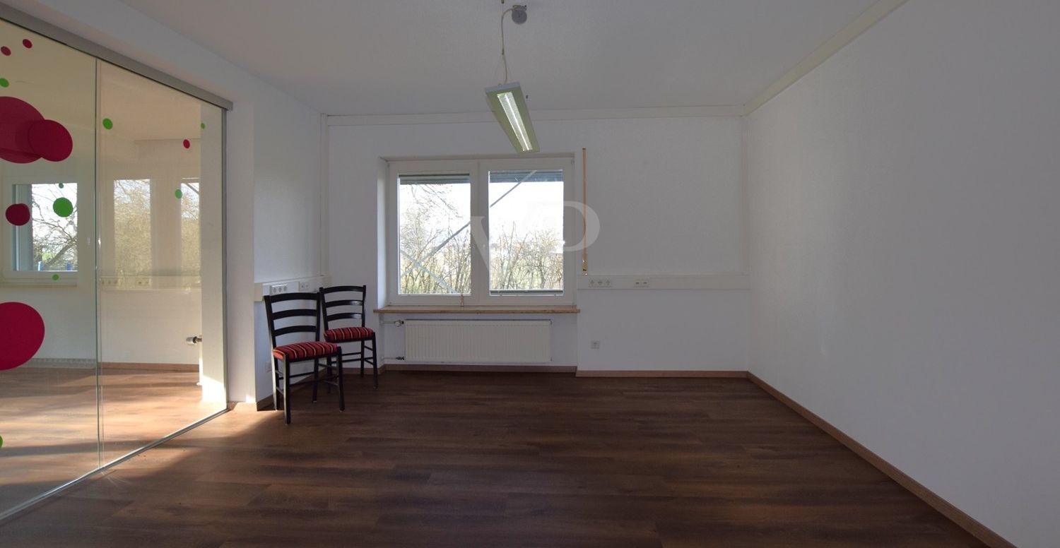 Büro 1