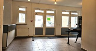 von_poll_real_estate_property_23208552_image_2