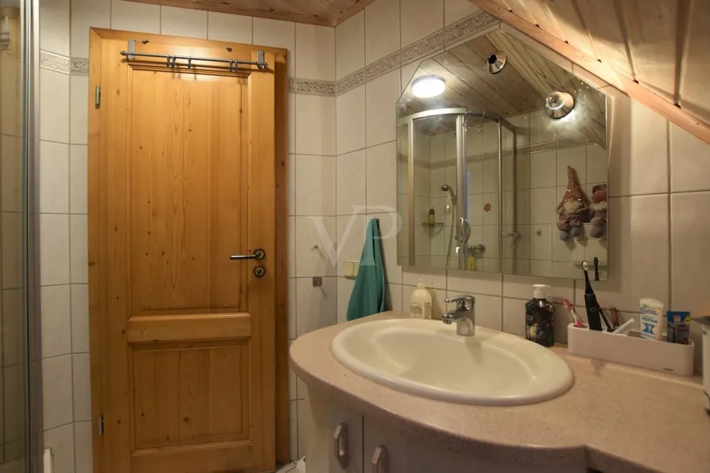 Duschbad EG