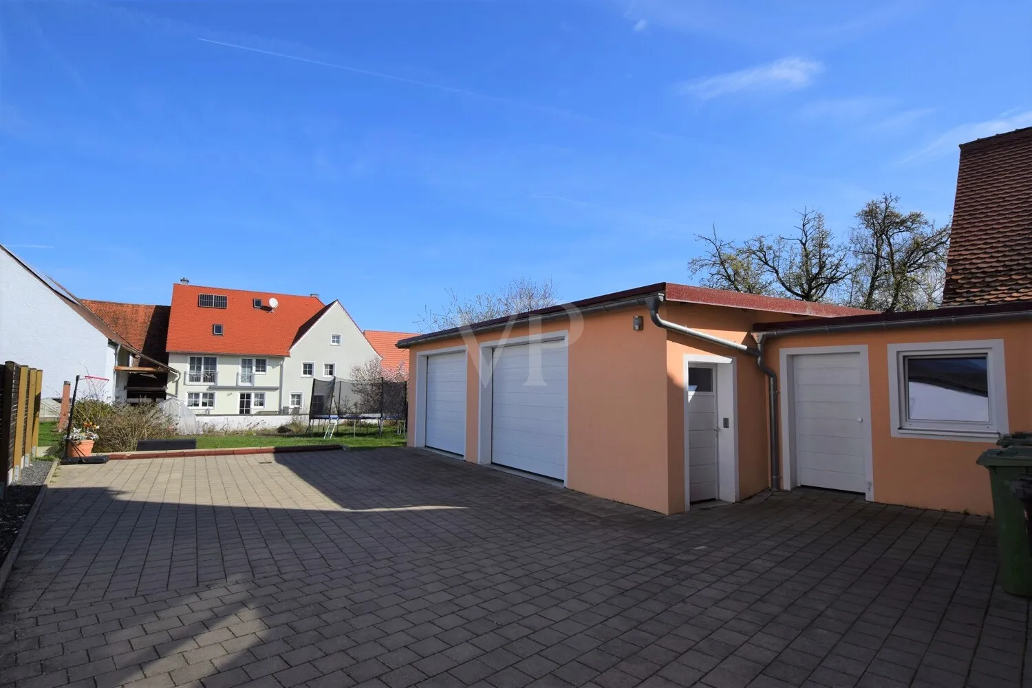 Garagen/Werkstatt/Hof