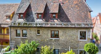 von_poll_real_estate_property_24208578_image_0