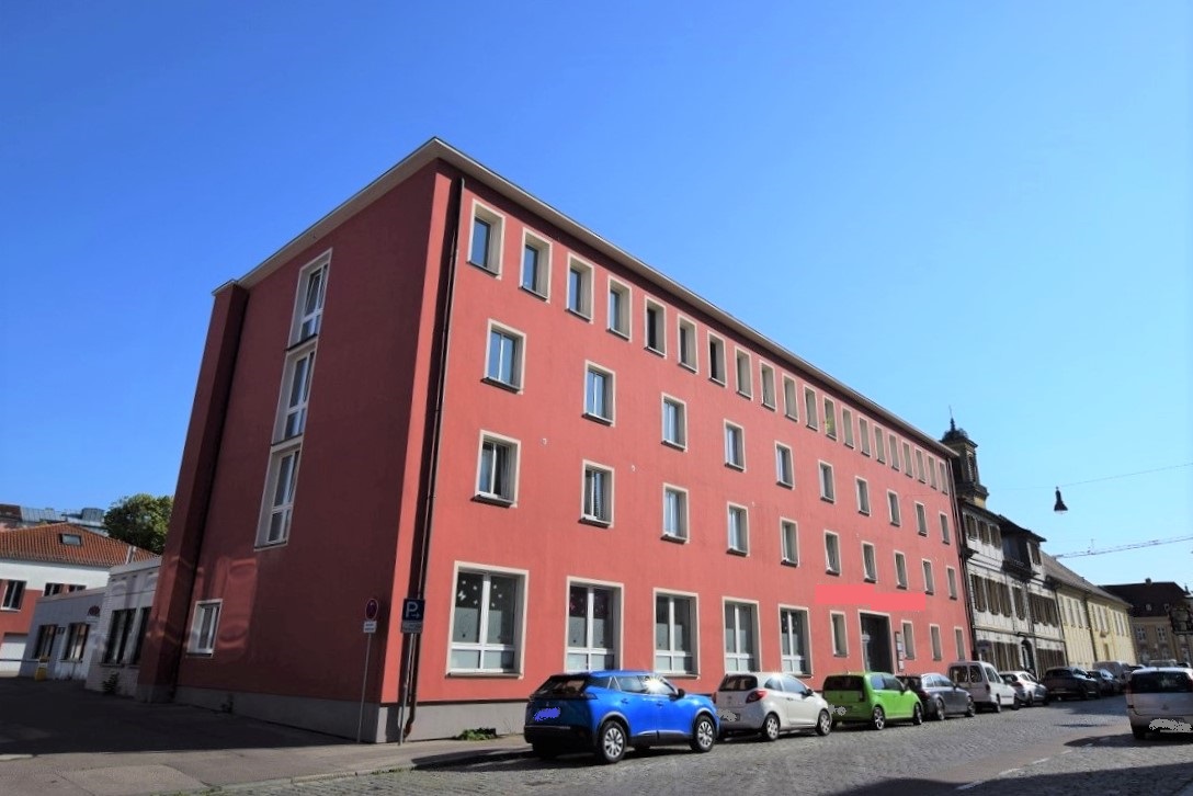 Lukrative Kapitalanlage mit hoher Vermietbarkeit! Saniertes Studentenwohnheim im Zentrum von Ansbach