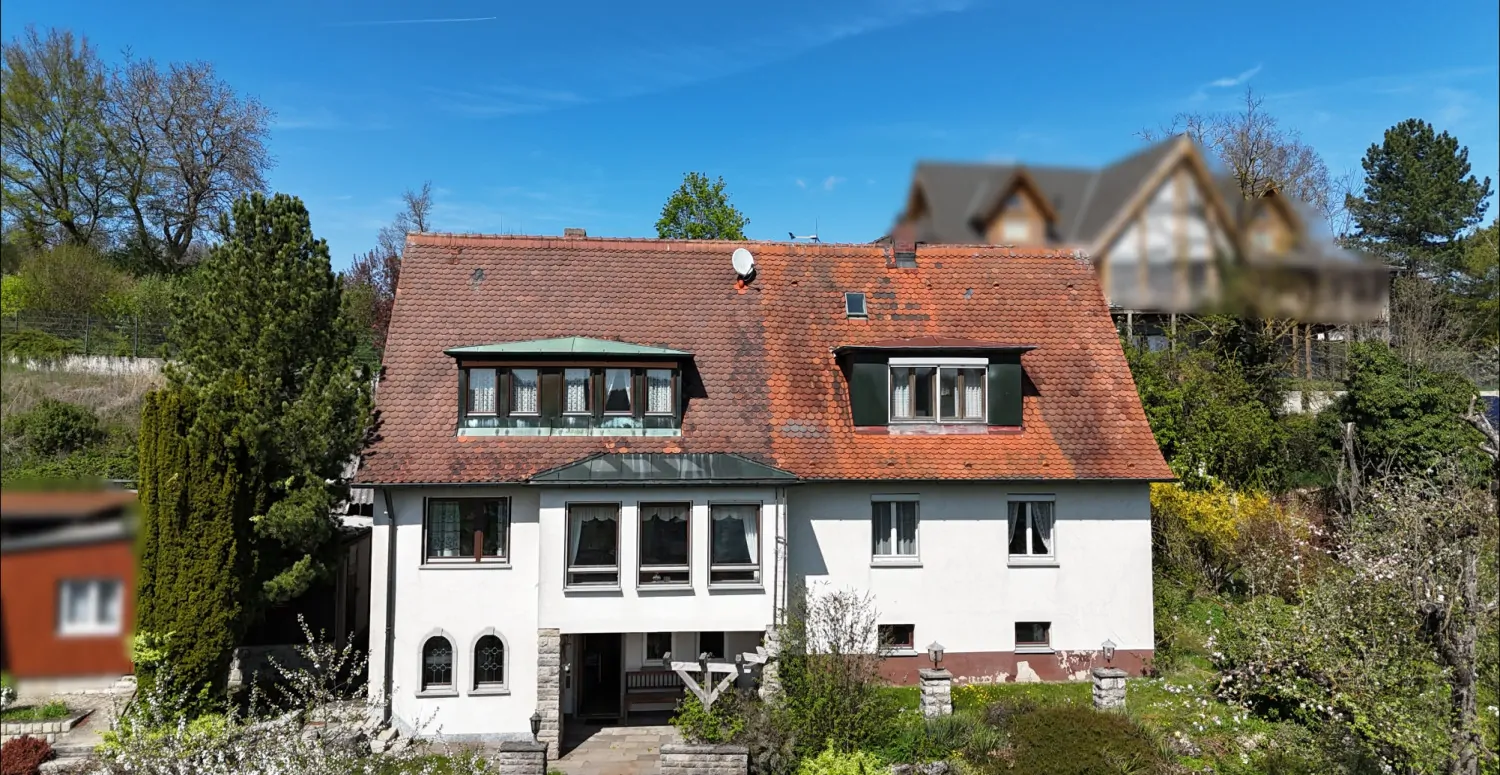 Hier lässt es sich Leben! Viel Platz, ein großes Grundstück und jede Menge Highlights