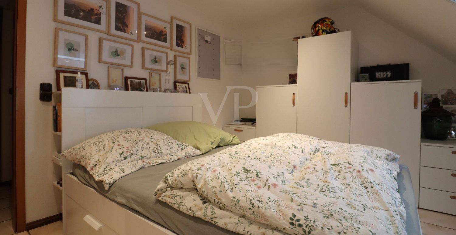 Schlafzimmer DG