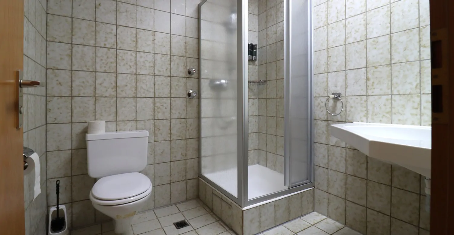 Badezimmer Zweibettzimmer