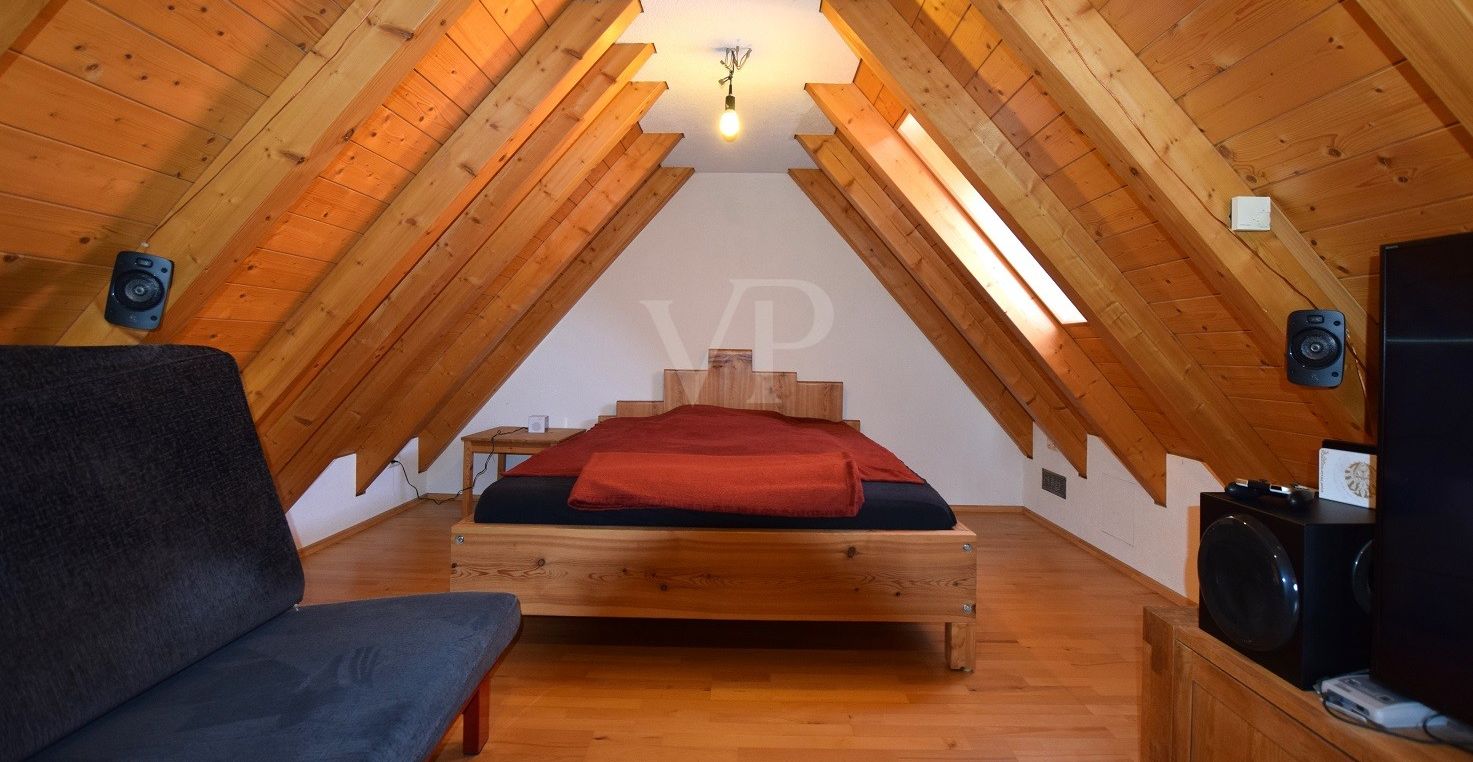 Spitzboden DG