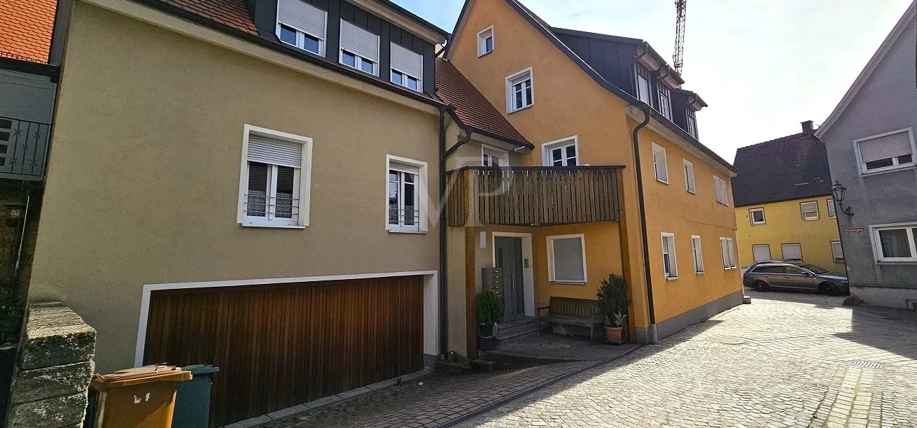 Zufahrt Garage - Hauseingang