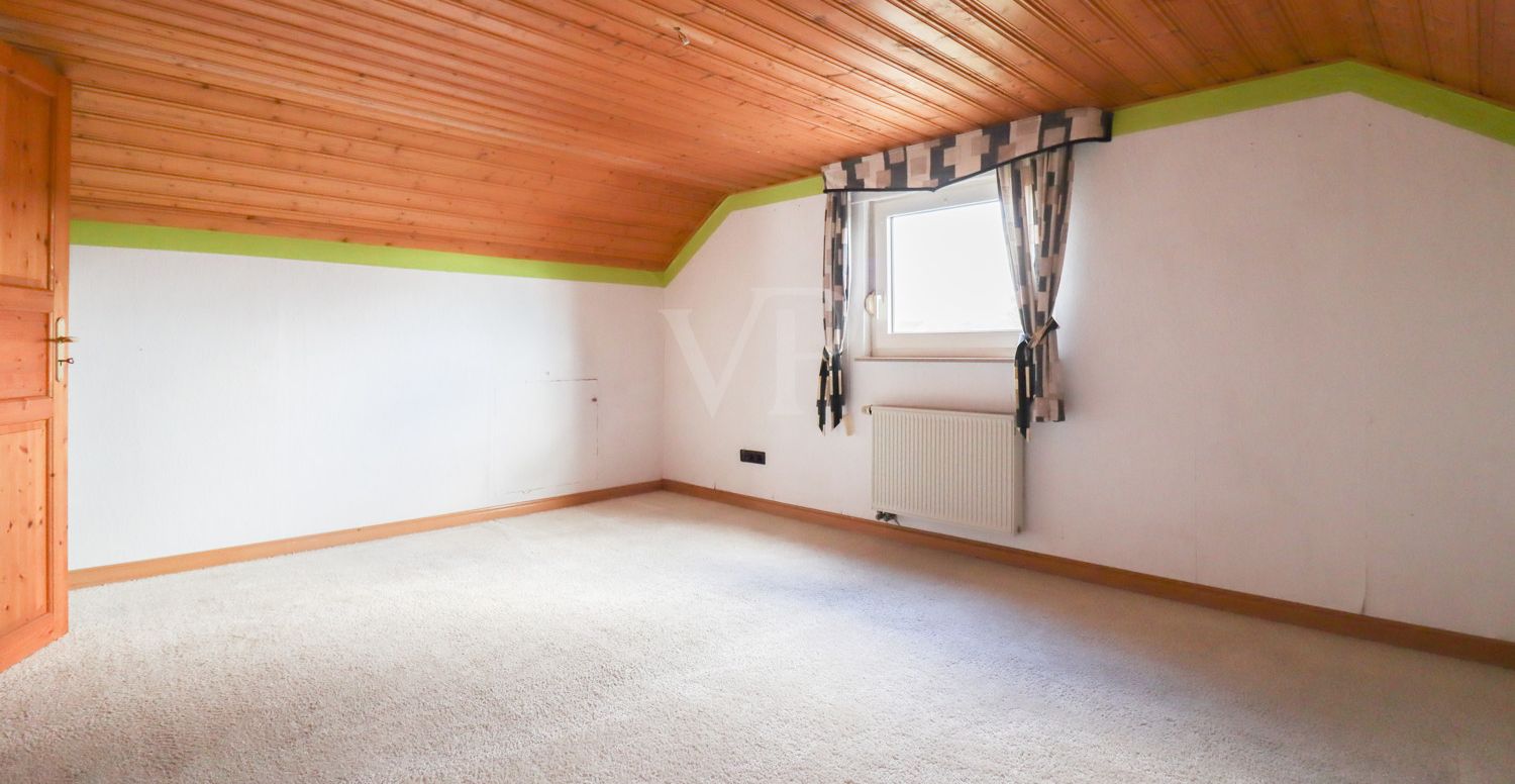 Schlafzimmer DG