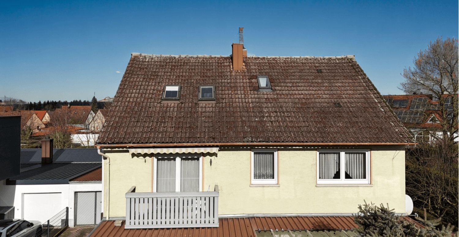 2 Wohneinheiten in einem renovierungsbedürftigen 3-Familienhaus in Schopfloch zu verkaufen!