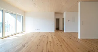 von_poll_real_estate_property_25208670_image_0