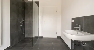 von_poll_real_estate_property_25208676_image_8