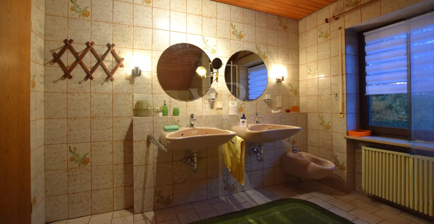 Badezimmer DG