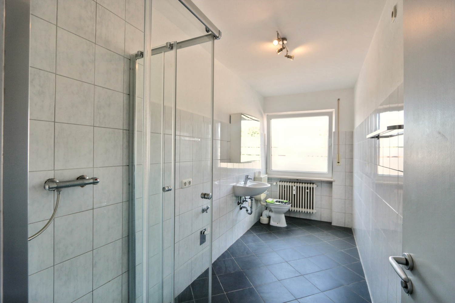 Whg 1.OG Badezimmer