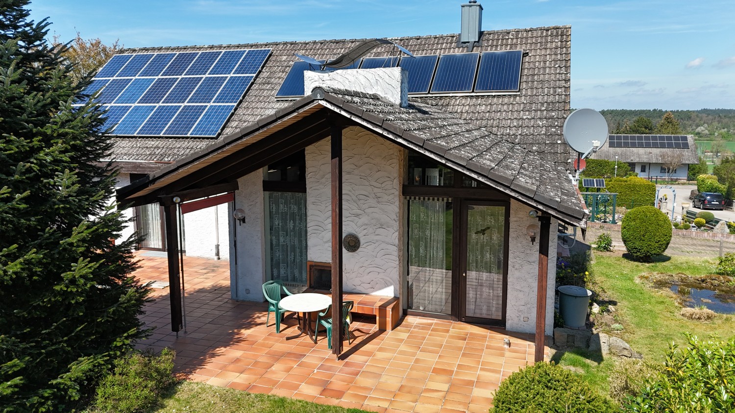 Traumhaftes Architektenanwesen in ruhiger Lage mit Wohlfühlgarten und jeder Menge Platz!