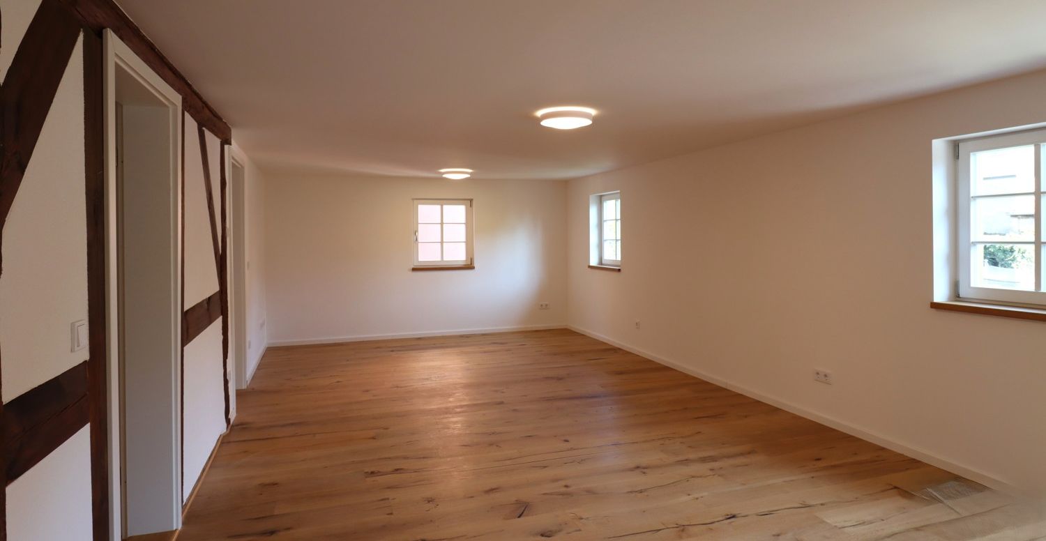 Wohn/-Esszimmer