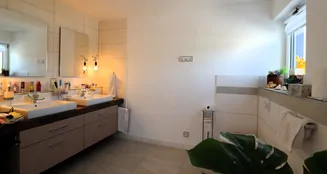 von_poll_real_estate_property_25208701_image_7