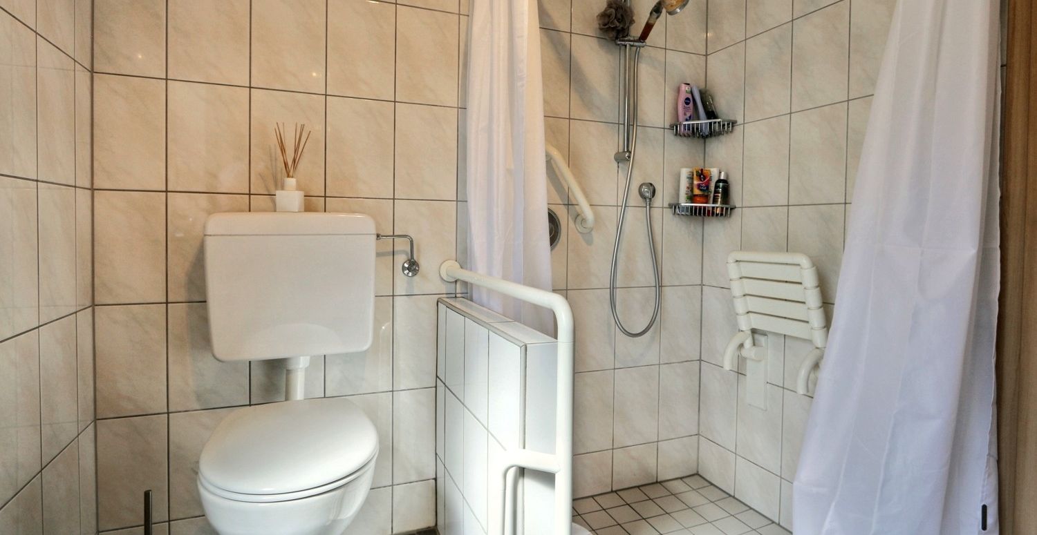 Badezimmer EG
