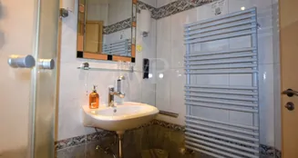 von_poll_real_estate_property_25208707_image_13