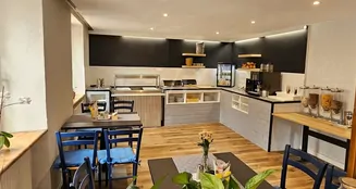 von_poll_real_estate_property_25208707_image_24