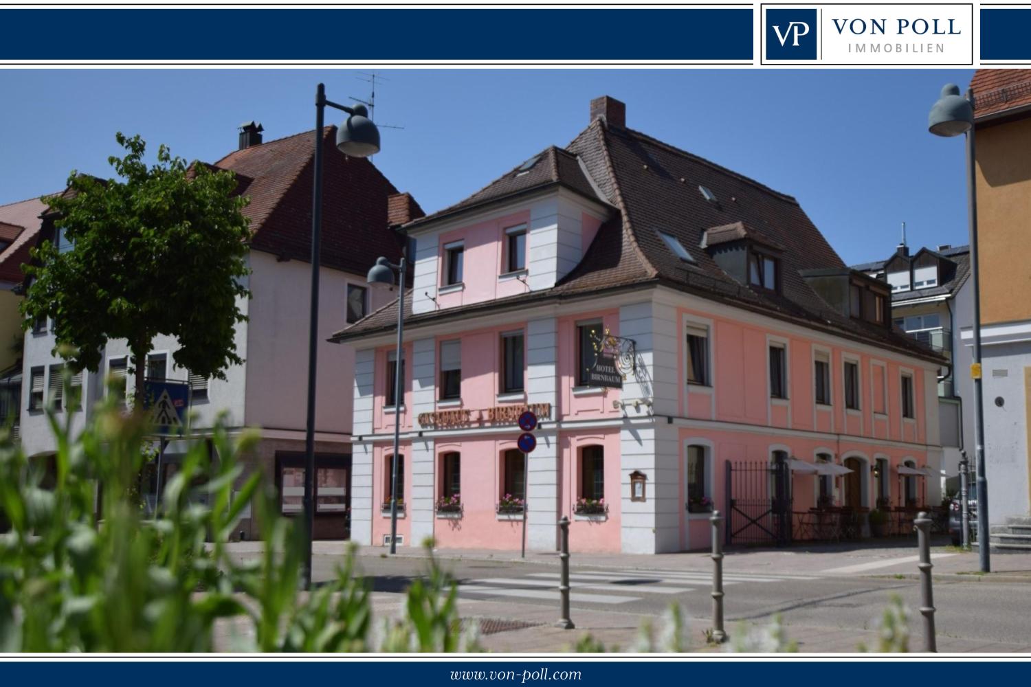 Traditionsreiches Stadthotel Garni mit 16 Zimmern, PKW-Plätzen, PV-Anlage und 350jähriger Geschichte