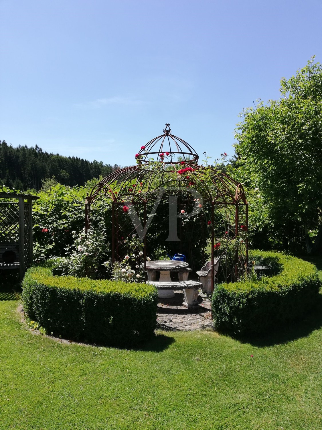 Sitzplatz Rosengarten