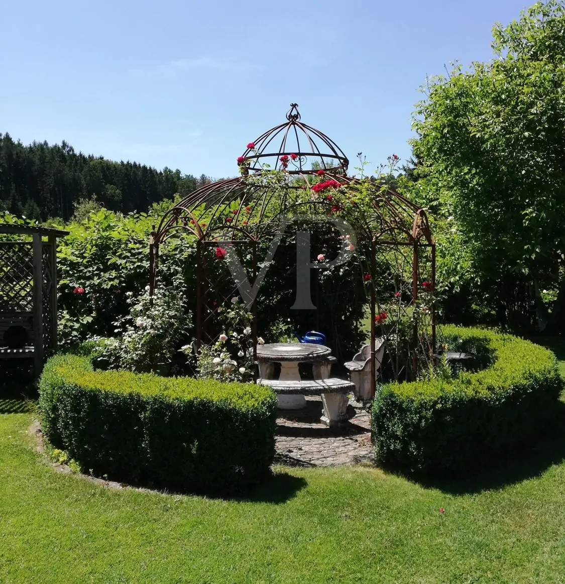 Sitzplatz Rosengarten