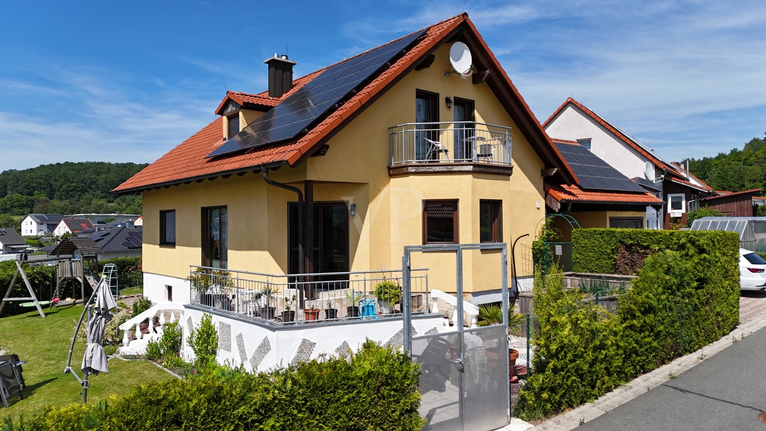 Ansicht mit Garten