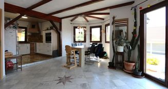 von_poll_real_estate_property_25208720_image_10