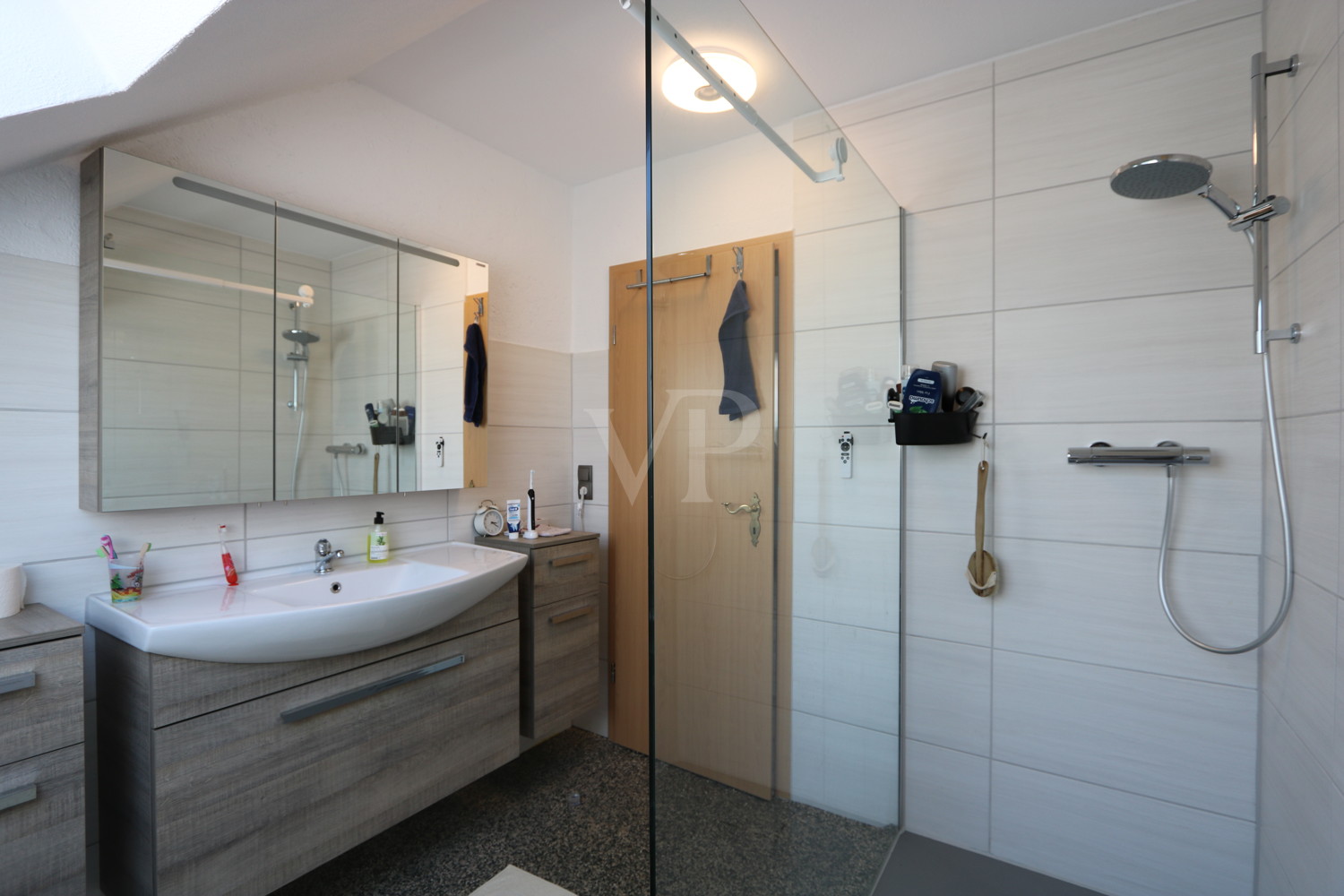 Badezimmer DG