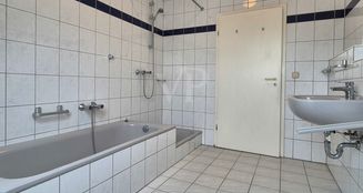 von_poll_real_estate_property_25208716_image_8