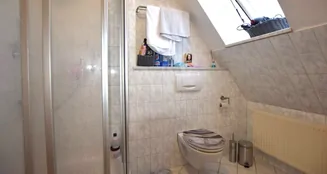 von_poll_real_estate_property_25208717_image_20