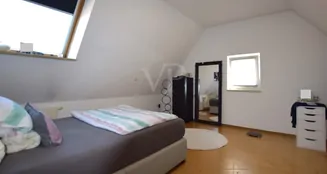 von_poll_real_estate_property_25208717_image_23