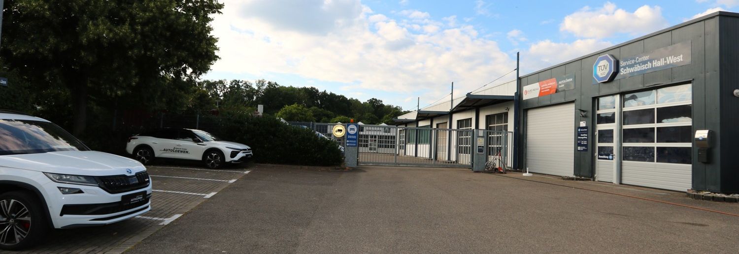 Großes Gewerbegrundstück in hervorragender Lage, modernisiert und vielseitig nutzbar